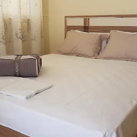 Apartment Alexandros *
